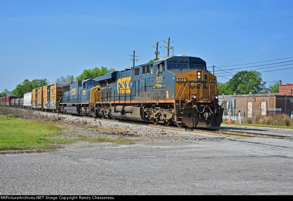 CSXT 833 M692-04